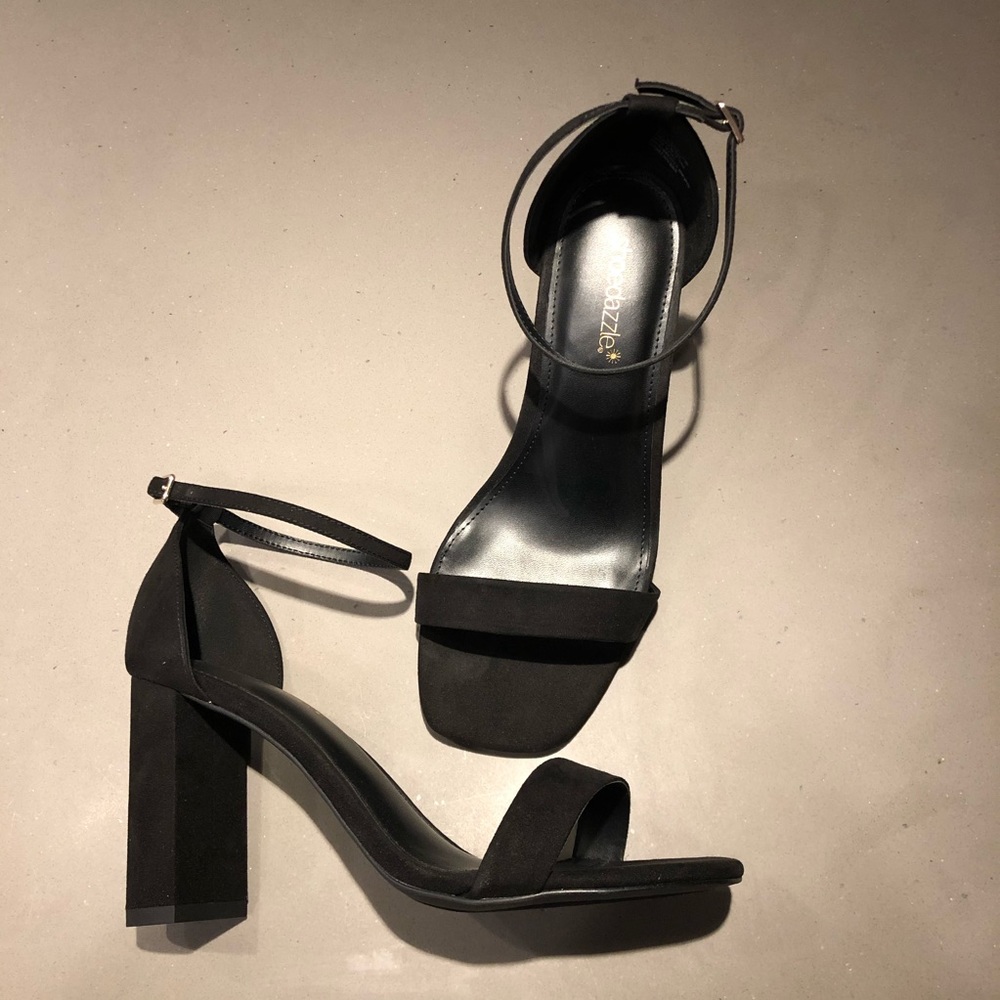 Black suede chunky heel sandal size 8.5